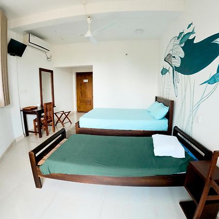 Baden Beach Hotel Kalkudah  Zewnętrze zdjęcie